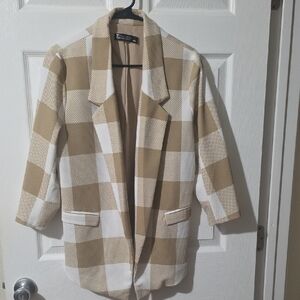 Zara Women's Tan and White Checkered Blazer